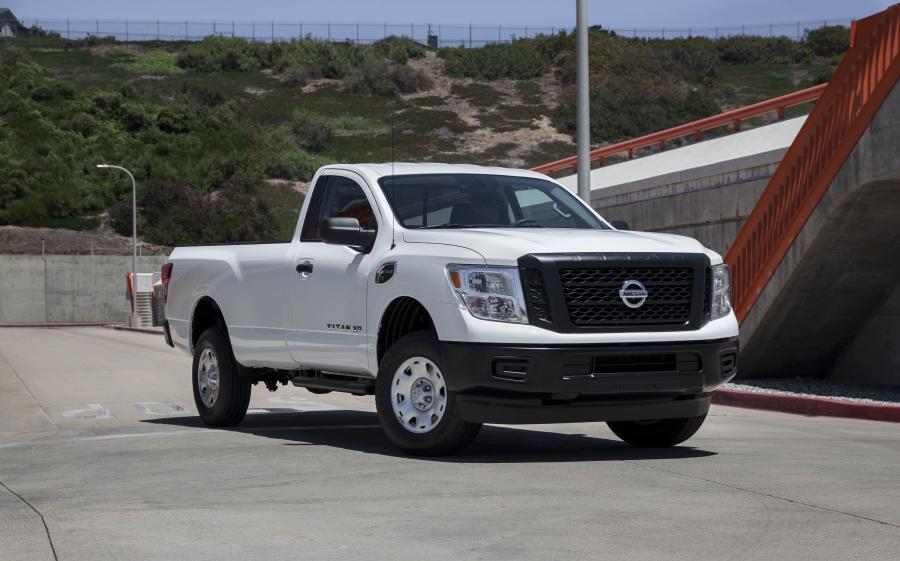 Nissan Titan XD S Single Cab 2016 года  (фото 12 из 15)